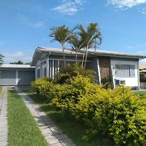 Santa Rosa Do Sul - Sc Quarto em Acomodações Particulares